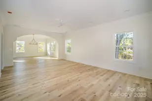 7913 Large Oak Ln, Mint Hill, NC 28227 - Photo 7