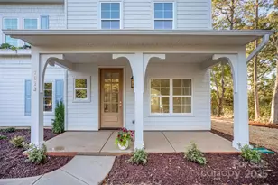 7913 Large Oak Ln, Mint Hill, NC 28227 - Photo 3