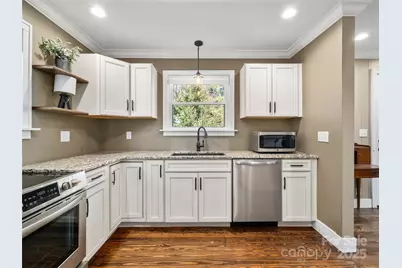 103 Aurora Drive, Asheville, NC 28805 - Photo 11