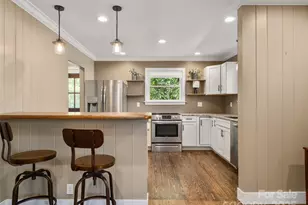 103 Aurora Dr, Asheville, NC 28805 - Photo 9