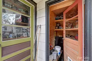 499 Oak Grove Rd, Flat Rock, NC 28731 - Photo 13