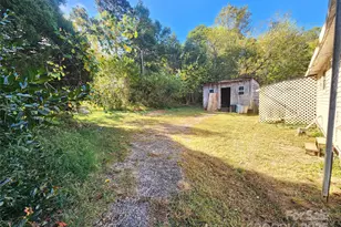 4339 Angel Hill Dr, Newton, NC 28658 - Photo 5