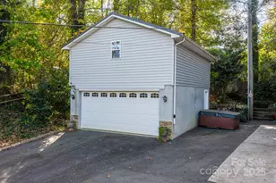 820 Peacehaven Pl NW, Lenoir, NC 28645 - Photo 5