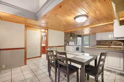 820 Peacehaven Place NW, Lenoir, NC 28645 - Photo 23