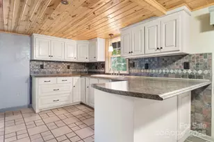 820 Peacehaven Pl NW, Lenoir, NC 28645 - Photo 25