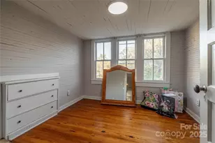 322 7th St SW, Taylorsville, NC 28681 - Photo 21