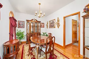 1715 Green Mountain Dr, Burnsville, NC 28714 - Photo 11