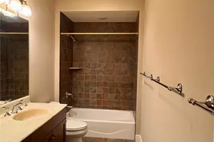 894 Dunroy Dr, Hendersonville, NC 28739 - Photo 23