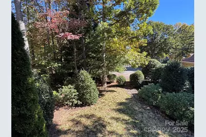 894 Dunroy Drive, Hendersonville, NC 28739 - Photo 9