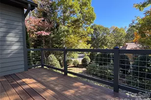 894 Dunroy Dr, Hendersonville, NC 28739 - Photo 19