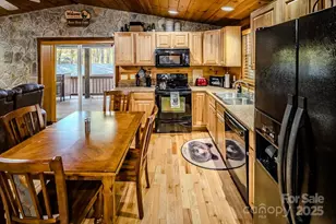 719 Pine Ridge Rd, Beech Mountain, NC 28604 - Photo 11