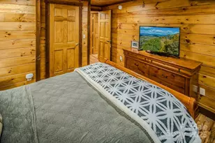 719 Pine Ridge Rd, Beech Mountain, NC 28604 - Photo 23