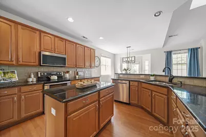 9814 Tompkins Lane, Waxhaw, NC 28173 - Photo 7