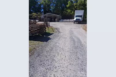 203 N Cherry Street, Gastonia, NC 28052 - Photo 9