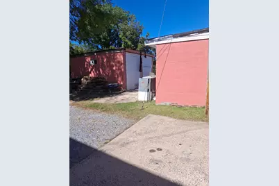 203 N Cherry Street, Gastonia, NC 28052 - Photo 5