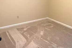 605 8th Ave SW, Conover, NC 28613 - Photo 9