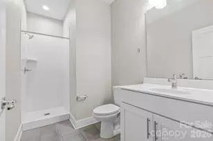 129 Grandin Rd, Charlotte, NC 28208 - Photo 15