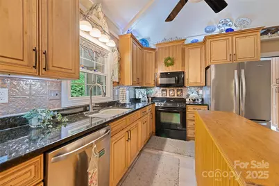 31 Laurel Ridge Drive, Otto, NC 28763 - Photo 23