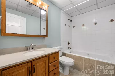 102 Castlegate Drive, Morganton, NC 28655 - Photo 29