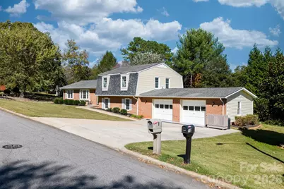 102 Castlegate Drive, Morganton, NC 28655 - Photo 9