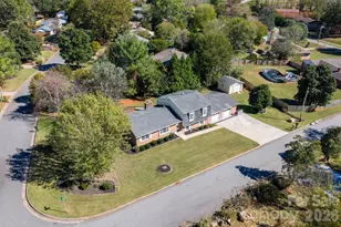 102 Castlegate Dr, Morganton, NC 28655 - Photo 39