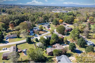 102 Castlegate Drive, Morganton, NC 28655 - Photo 41