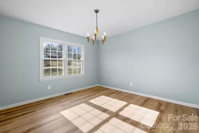 102 Castlegate Drive, Morganton, NC 28655 - Photo 3