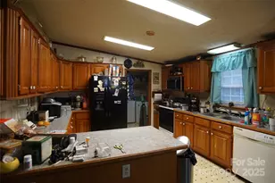 3995 E Nc 10 Hwy, Claremont, NC 28610 - Photo 11