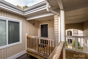 10005 Graduate Ln, Charlotte, NC 28262 - Photo 3