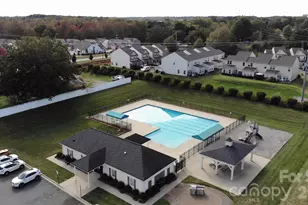 118 Margo Ln, Statesville, NC 28677 - Photo 3