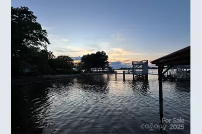 17005 Belle Isle Drive, Cornelius, NC 28031 - Photo 35