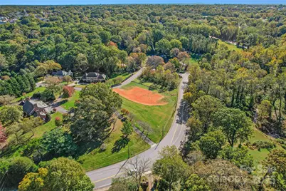 560 11th Avenue Place NW, Hickory, NC 28601 - Photo 7