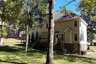 4925 Brookridge Dr NE, Hickory, NC 28601 - Photo 31