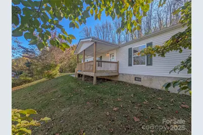 126 Juniper Drive, Burnsville, NC 28714 - Photo 3