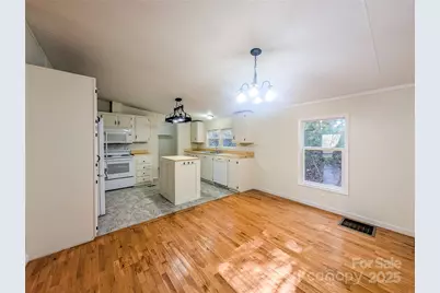 126 Juniper Drive, Burnsville, NC 28714 - Photo 27