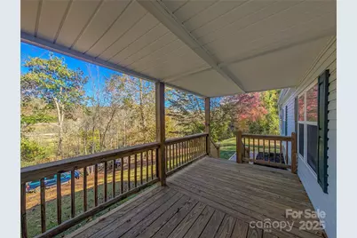 126 Juniper Drive, Burnsville, NC 28714 - Photo 11