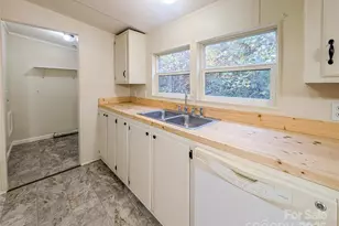 126 Juniper Dr, Burnsville, NC 28714 - Photo 23