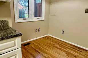 25 Village Dr, Asheville, NC 28803 - Photo 11