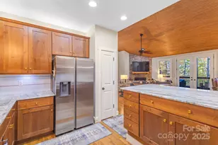 325 Hedgewood Dr, Tuckasegee, NC 28783 - Photo 13