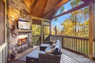 325 Hedgewood Dr, Tuckasegee, NC 28783 - Photo 23