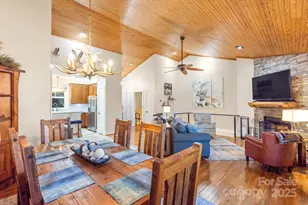 325 Hedgewood Dr, Tuckasegee, NC 28783 - Photo 15