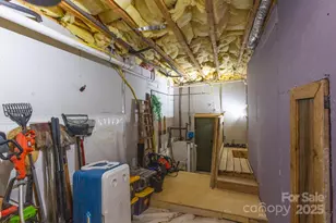 325 Hedgewood Dr, Tuckasegee, NC 28783 - Photo 37