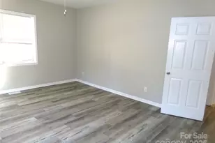 1126 Pee Dee Ave, Albemarle, NC 28001 - Photo 9