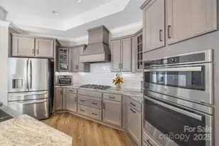 2031 New Style Wy, Tega Cay, SC 29708 - Photo 5