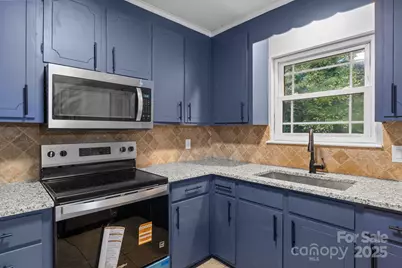 5300 Hickory Lane, Charlotte, NC 28216 - Photo 23