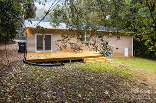 5300 Hickory Ln, Charlotte, NC 28216 - Photo 13