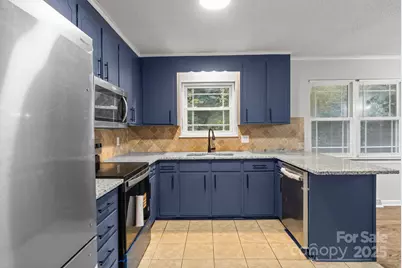 5300 Hickory Lane, Charlotte, NC 28216 - Photo 21