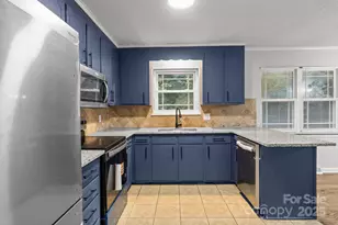 5300 Hickory Ln, Charlotte, NC 28216 - Photo 21