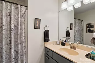 3901 Trinity Ct, Asheville, NC 28805 - Photo 15