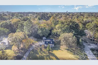 1103 E Arch Street, Lancaster, SC 29720 - Photo 1